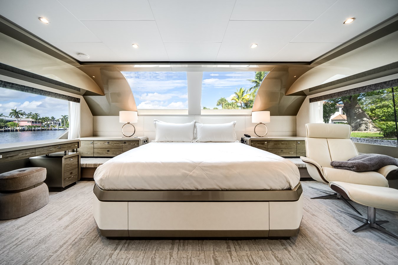 88' Ocean Alexander