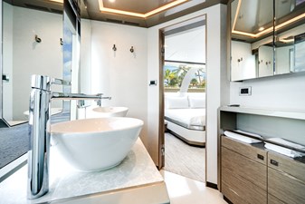 2025 OCEAN ALEXANDER 27R - photo 26