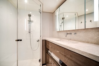 2025 OCEAN ALEXANDER 27R - photo 34