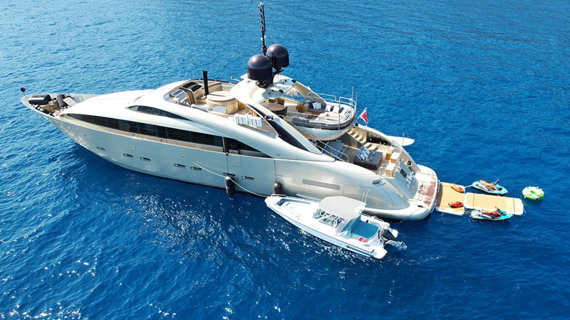2006 ISA YACHTS 120