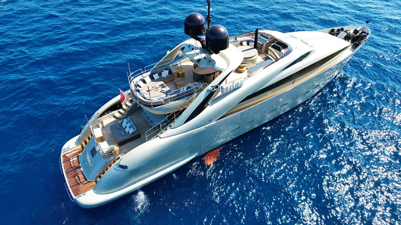 2006 ISA YACHTS 120