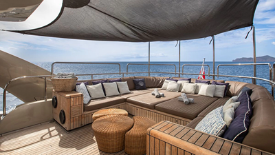 2006 ISA YACHTS 120 - photo 9