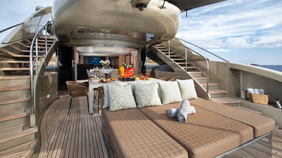 2006 ISA YACHTS 120 - photo 19