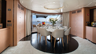 2006 ISA YACHTS 120 - photo 22