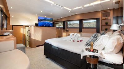 2006 ISA YACHTS 120 - photo 33