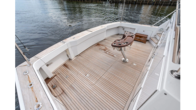 1998 HATTERAS 82 Convertible - photo 17