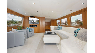 1998 HATTERAS 82 Convertible - photo 20