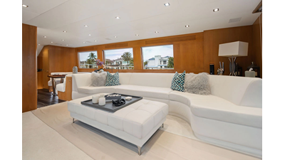 1998 HATTERAS 82 Convertible - photo 24