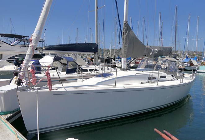 2004 J BOATS J/109 - photo 0