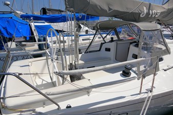 2004 J BOATS J/109 - photo 40