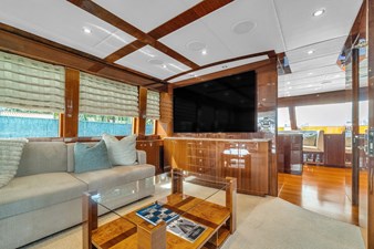 2015 HARGRAVE CUSTOM YACHTS Flybridge Motor Yacht - photo 6