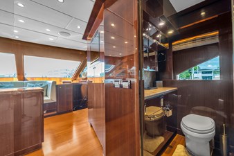 2015 HARGRAVE CUSTOM YACHTS Flybridge Motor Yacht - photo 8