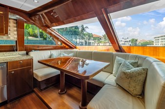 2015 HARGRAVE CUSTOM YACHTS Flybridge Motor Yacht - photo 14