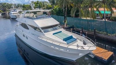 2015 HARGRAVE CUSTOM YACHTS Flybridge Motor Yacht - photo 33