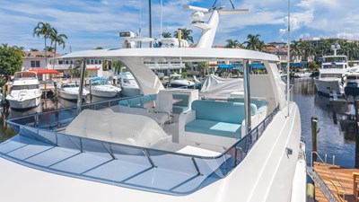 2015 HARGRAVE CUSTOM YACHTS Flybridge Motor Yacht - photo 46
