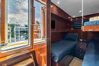 2015 HARGRAVE CUSTOM YACHTS Flybridge Motor Yacht - photo 53