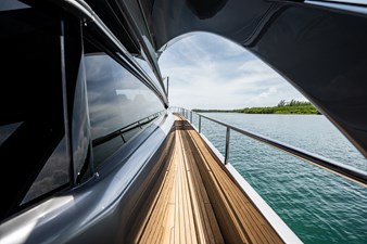 2019 PERSHING 8X - photo 29