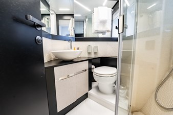 2019 PERSHING 8X - photo 66