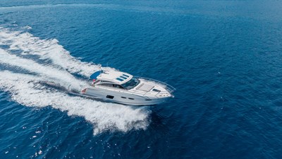 2014 PRINCESS YACHTS V52 - photo 1