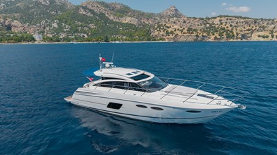 2014 PRINCESS YACHTS V52 - photo 4
