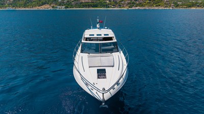 2014 PRINCESS YACHTS V52 - photo 3