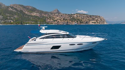 2014 PRINCESS YACHTS V52 - photo 2