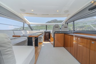 2014 PRINCESS YACHTS V52 - photo 12