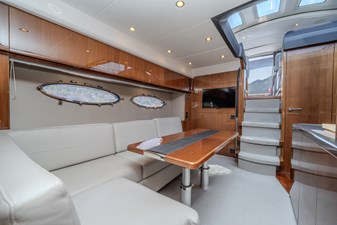 2014 PRINCESS YACHTS V52 - photo 19