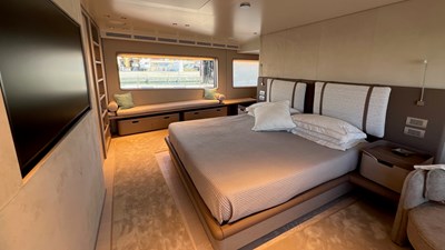 2026 CUSTOM LINE Navetta 30 - photo 11