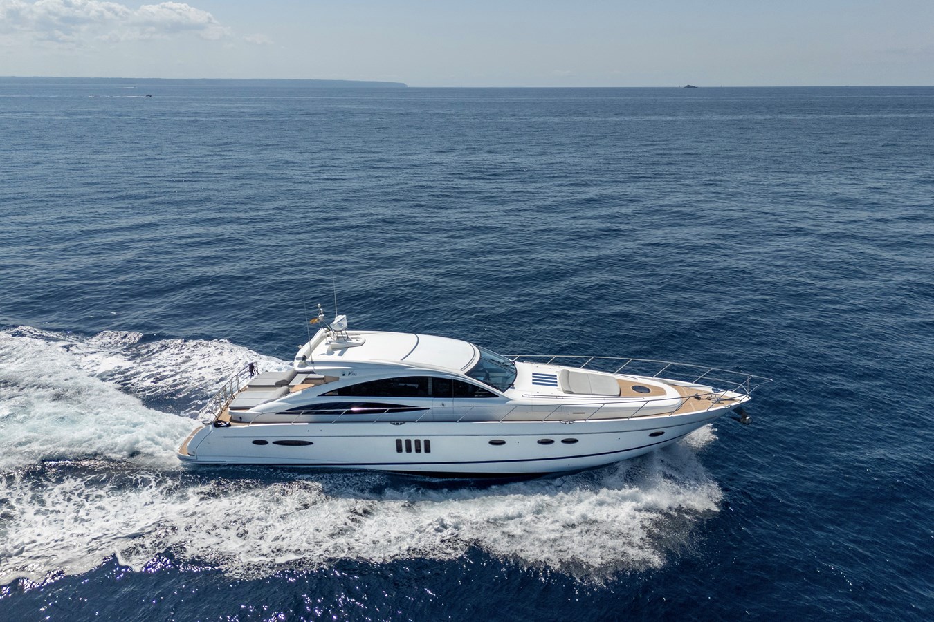 Princess V70 - Photo