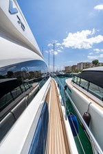 2006 PRINCESS YACHTS V70 - photo 17
