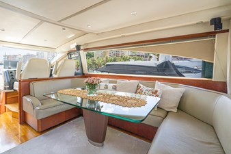 2006 PRINCESS YACHTS V70 - photo 27
