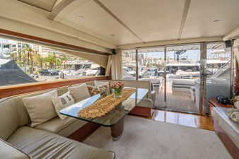 2006 PRINCESS YACHTS V70 - photo 28