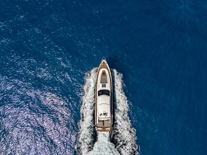 2006 PRINCESS YACHTS V70 - photo 9