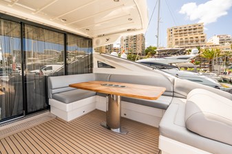 2006 PRINCESS YACHTS V70 - photo 22