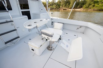 2001 HATTERAS 55 Convertible - photo 13