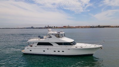 2009 OCEAN ALEXANDER 74 Flybridge - photo 1