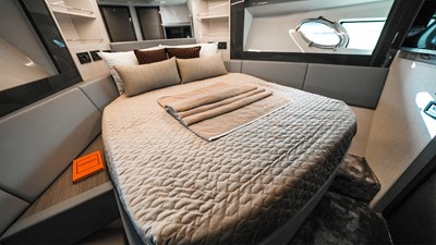 2023 PERSHING 5X - photo 16