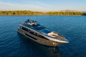 2024 RIVA YACHT 90 ARGO - photo 2
