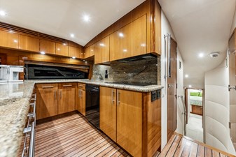 2008 HATTERAS  - photo 15
