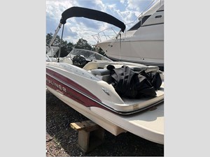 2011 BAYLINER  - photo 3