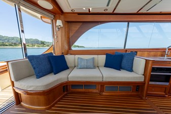 2022 HINCKLEY Talaria 48 MKII - photo 13