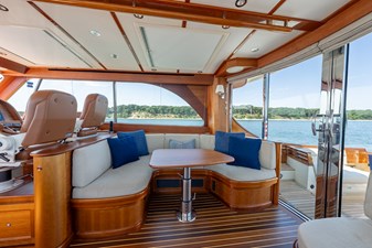 2022 HINCKLEY Talaria 48 MKII - photo 14