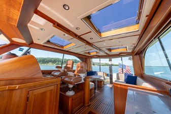 2022 HINCKLEY Talaria 48 MKII - photo 17
