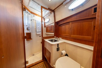 2022 HINCKLEY Talaria 48 MKII - photo 23