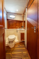2022 HINCKLEY Talaria 48 MKII - photo 26