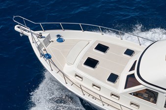 1999 OFFSHORE YACHTS 48 Sedan - photo 5
