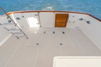 1999 OFFSHORE YACHTS 48 Sedan - photo 13