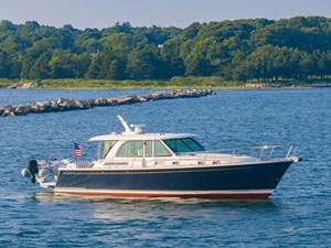 2023 SABRE YACHTS 45 Salon Express - photo 2