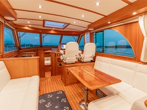 2023 SABRE YACHTS 45 Salon Express - photo 13